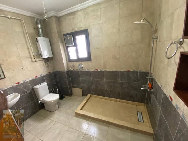 7 adf361ca-6927-460e-8442-fdfe6867fd17. jpg