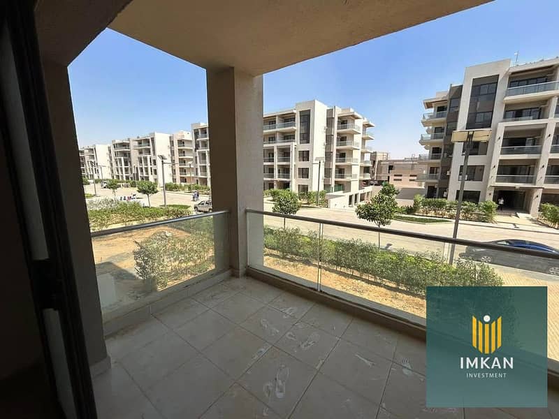 Apartment for sale at a great discount, fully finished, ready for immediate occupancy in the Fifth Settlement, in the Address East compound, next to P - Ansicht 2