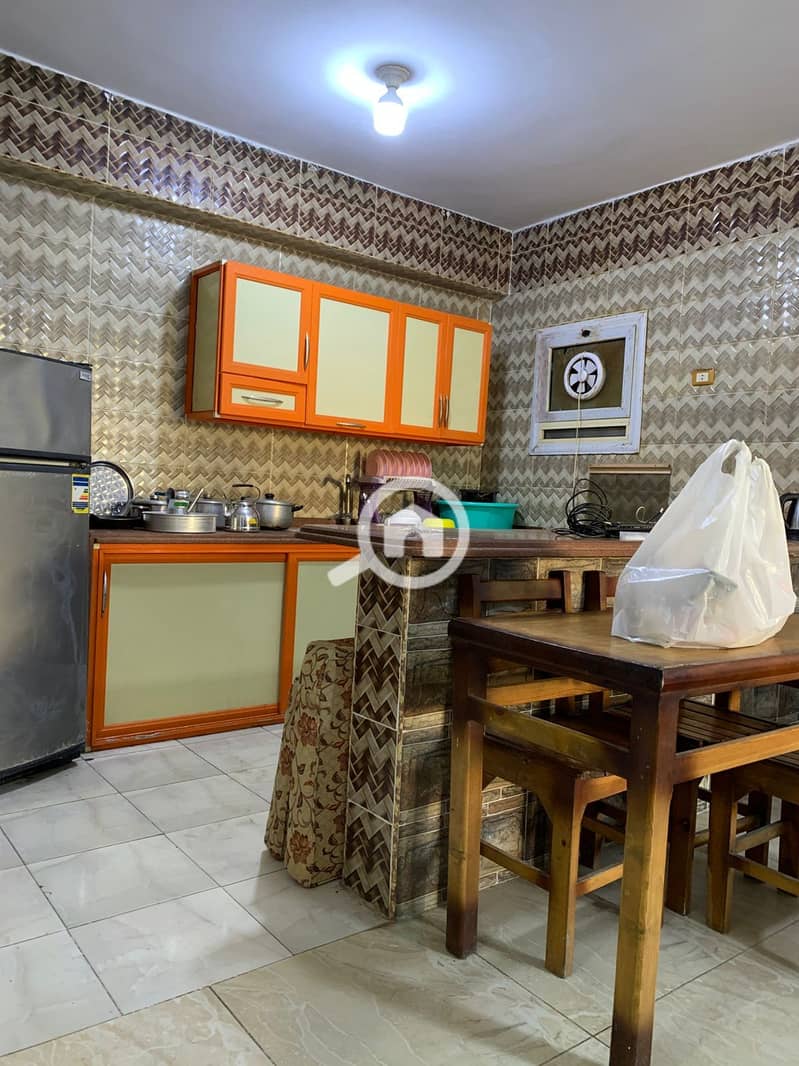 Chalet for rent, two bedrooms at a special price, steps to the sea and the lake. - Mehr