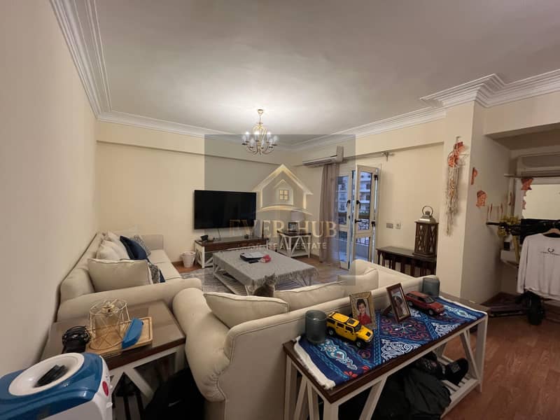 opportunity to buy a 170 sqm apartment in Beverly Hills Compound, Phase 2, next to Allegria. It features 3 bed an elevator, and is priced at 7 million - Widok 4