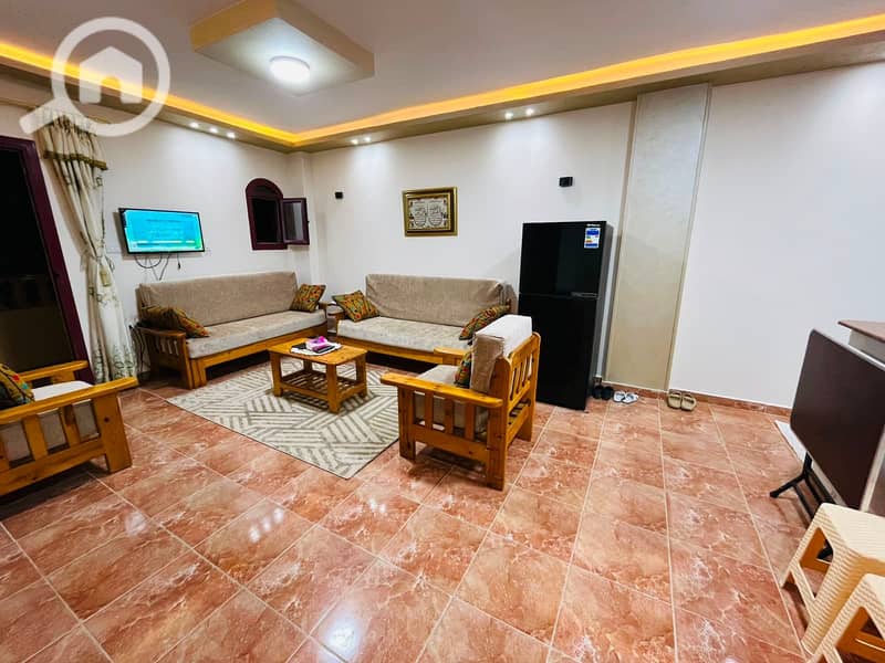 Apartment for rent in the first neighborhood in front of October University, first floor, directly from the owner, clean furnishings. - Ansicht 5