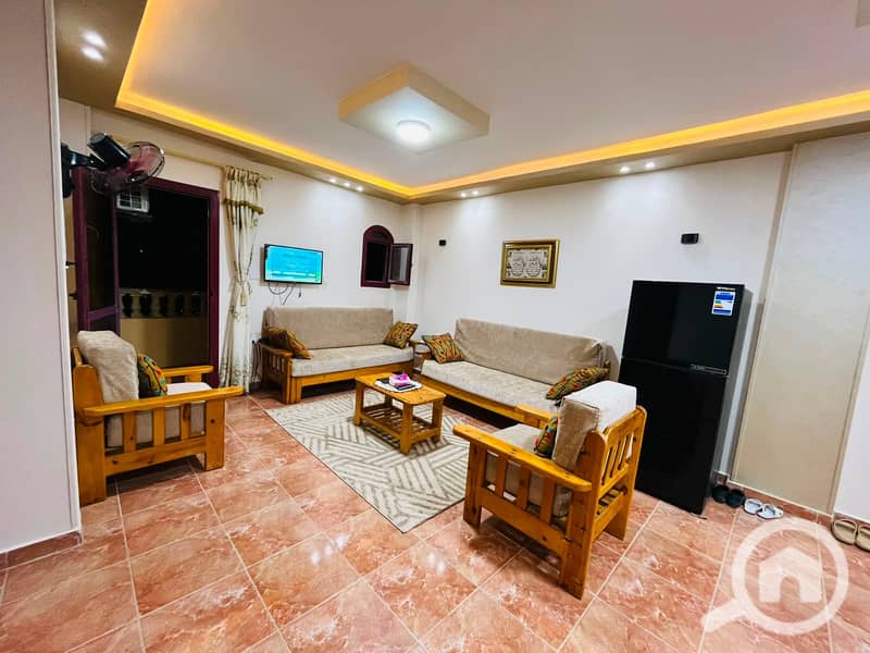 A rental apartment in the best location in the second neighborhood. Just steps from Al-Hosari Mosque! If you are looking for upscale housing, proximity to services, and complete comfort... this apartment is designed specifically for you! The strategic location (heart of services): Second Neighborhood - First District: a very vibrant and exceptional location. – pohled 4