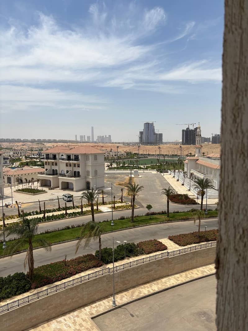 للإيجار في سيليا بالعاصمة الإدارية الجديدة | أول سكن بإطلالة استثنائية - Widok 4