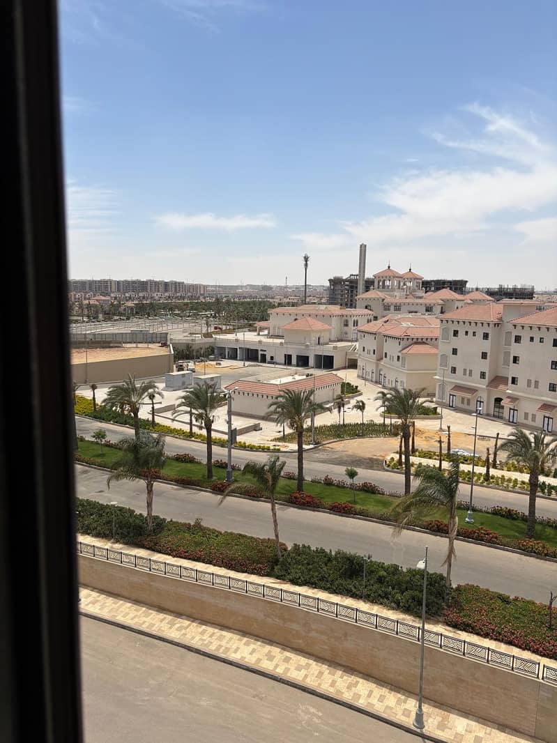 للإيجار في سيليا بالعاصمة الإدارية الجديدة | أول سكن بإطلالة استثنائية - Widok 6
