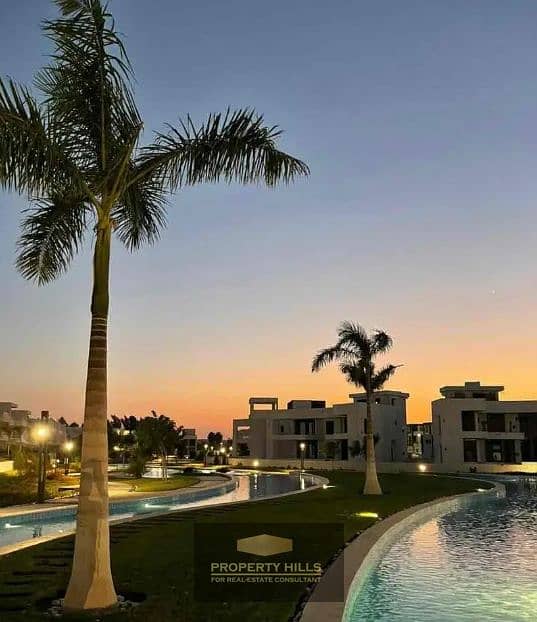 For sale, an independent villa of 364 square meters on Washlet Dahshur in Lake West, in front of Beverly Hills. - Widok 6