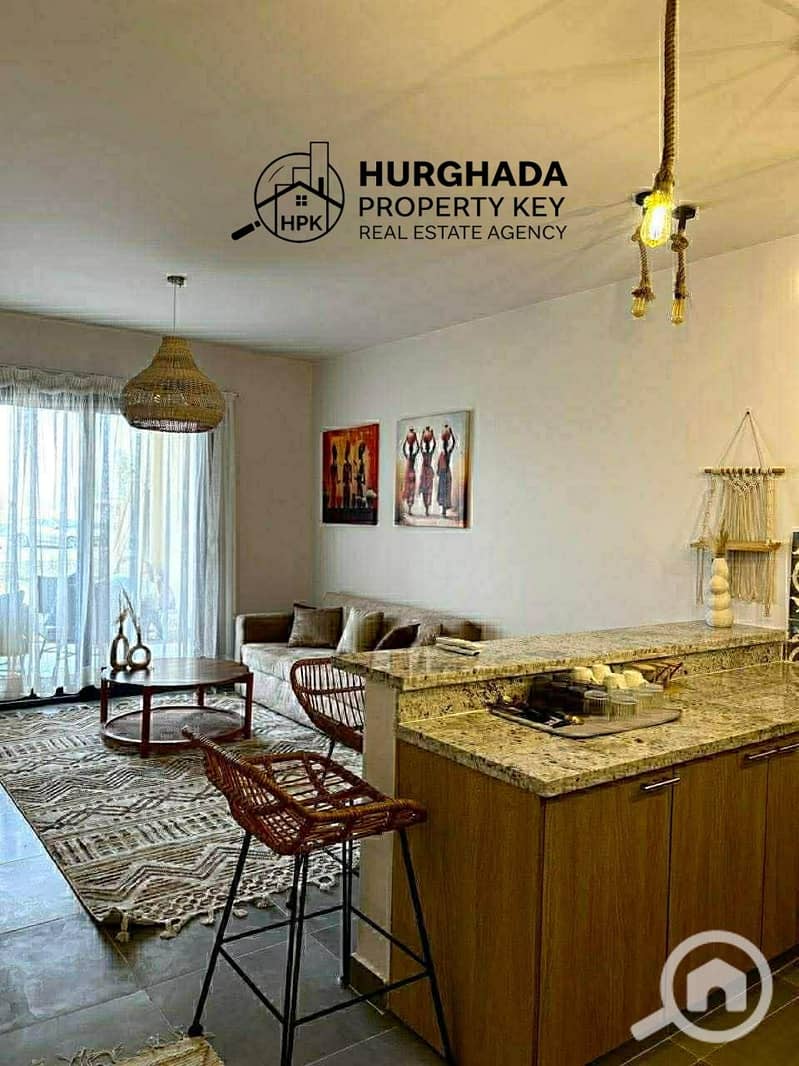 Fully Furnished 2-Bedroom Apartment with Private Garden in Makadi Heights-Hurghada - Ansicht 3