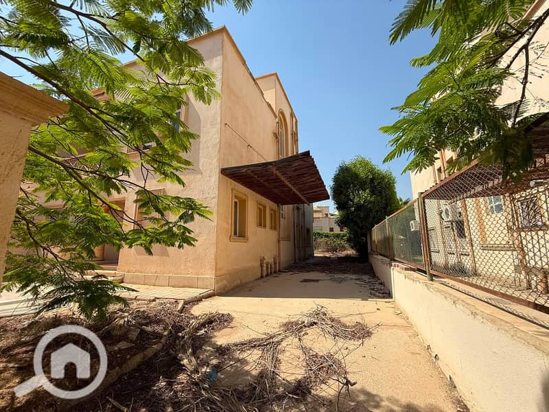 Twin House for Sale in Greens Compound, Sheikh Zayed | 4 Bedrooms | Prime Location - Ansicht 2