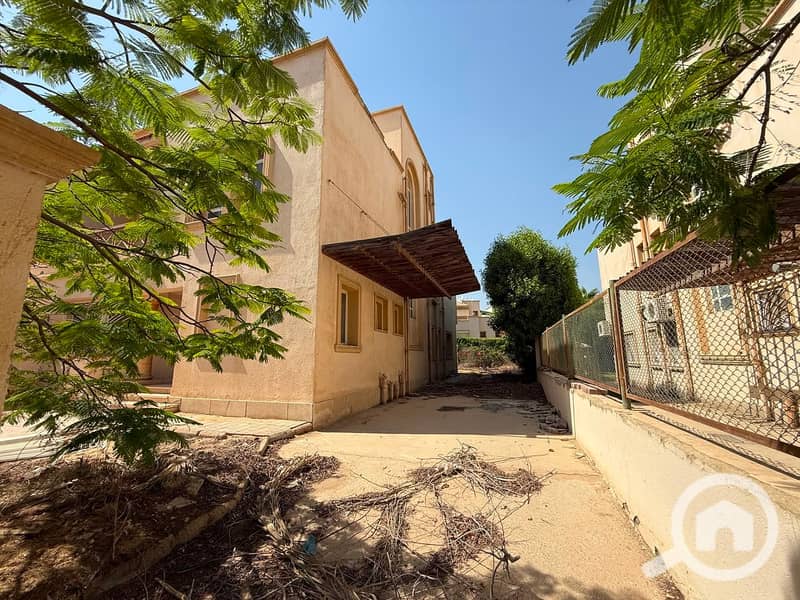 townhouse in Greens Compound, Sheikh Zayed - Ansicht 5