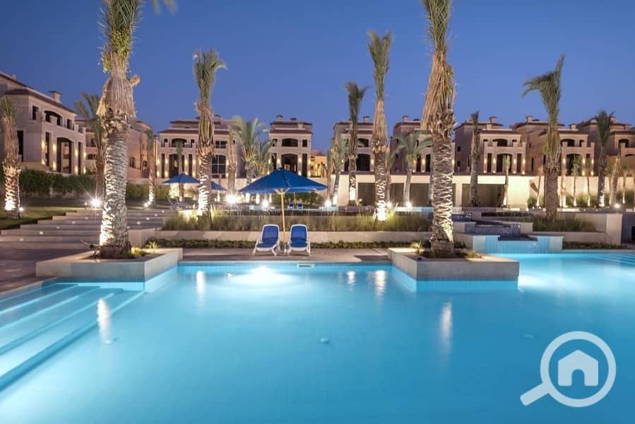 Ready-to-move-in villa in Al Shorouk, in La Vista Patio, 5 minutes from Cairo International Airport - View 2