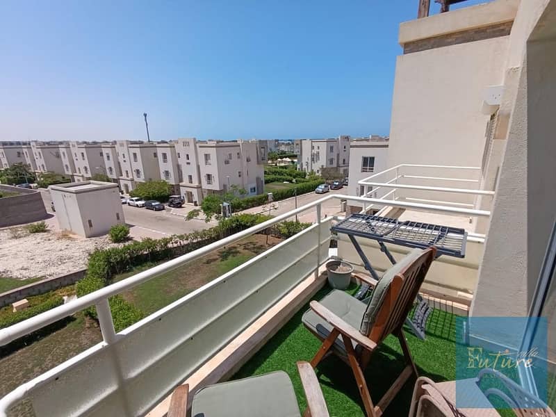 Penthouse for Rent – Zone B | 2BR + Rooftop Room | Fully Air-Conditioned - Więcej