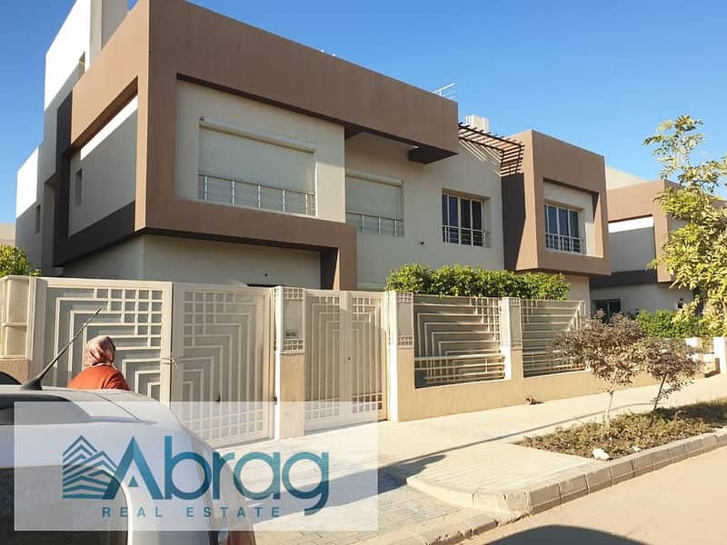 Twin house for rent 300m² with air conditioning and kitchen, in Grand Heights, 6 October – další