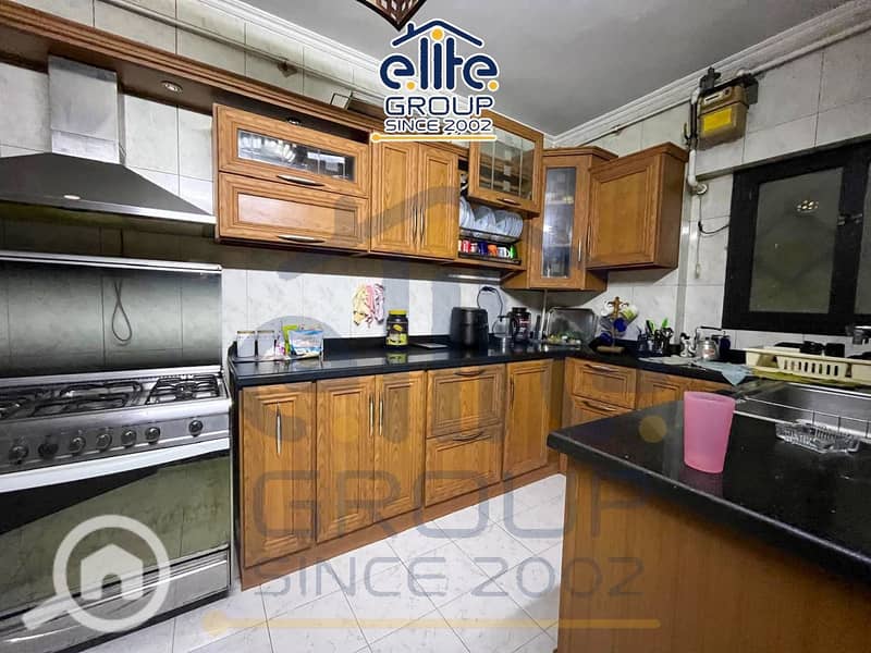 Apartment for sale in Fleming, directly on the tram line. - Więcej