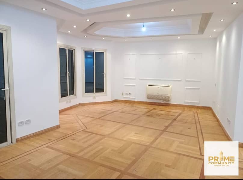 Twin house fully furnished with kitchen and A/Cs contains 5 bedrooms for rent in prime location in Mena garden city 6 October – další