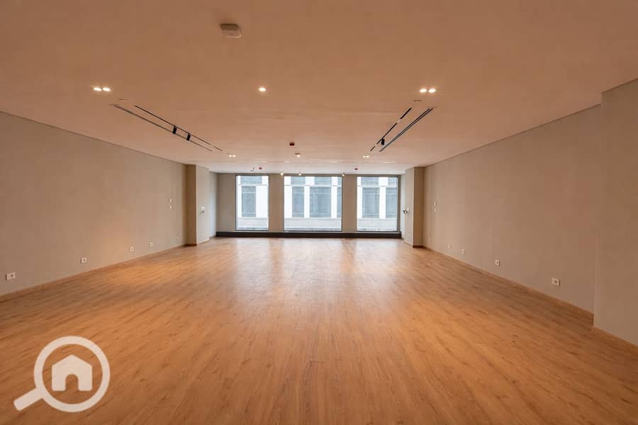 Administrative office of 155 m for rent in Park St, New Cairo - Ansicht 4