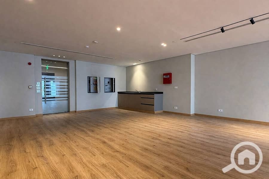 Administrative office of 155 m for rent in Park St, New Cairo - Ansicht 5