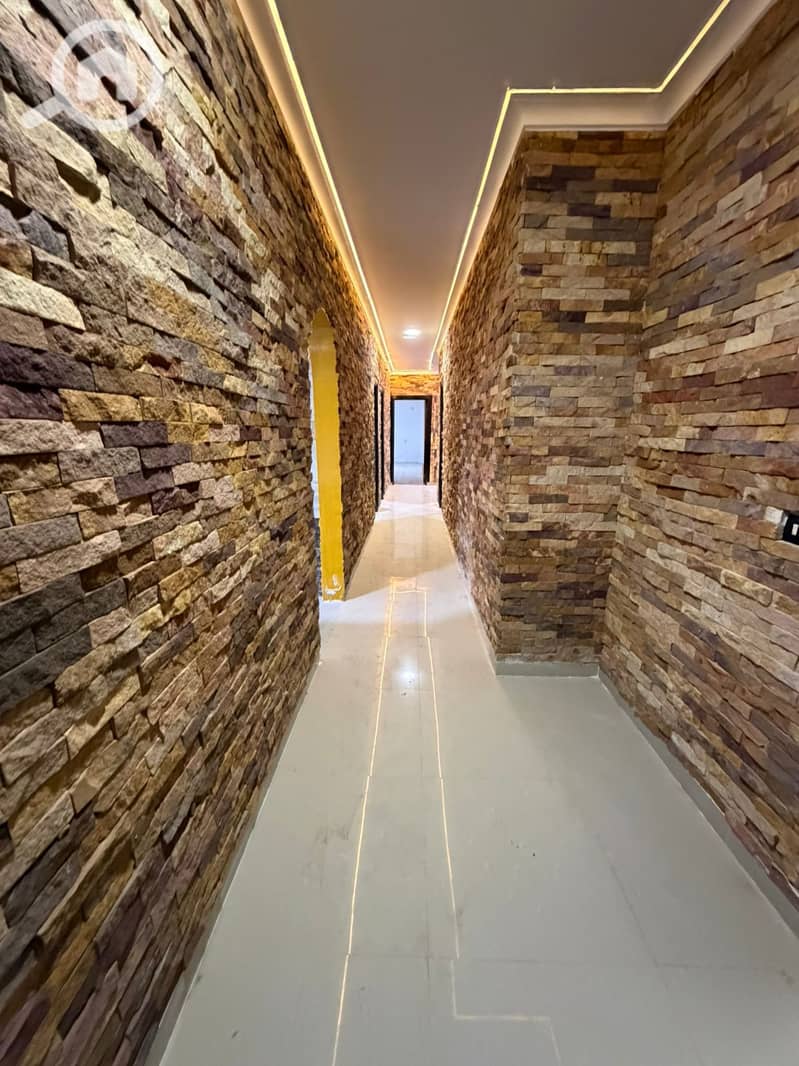 For sale a special apartment in the Sixteenth District – Sheikh Zayed - Altro