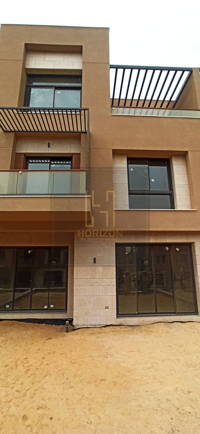 10 reem. jpg