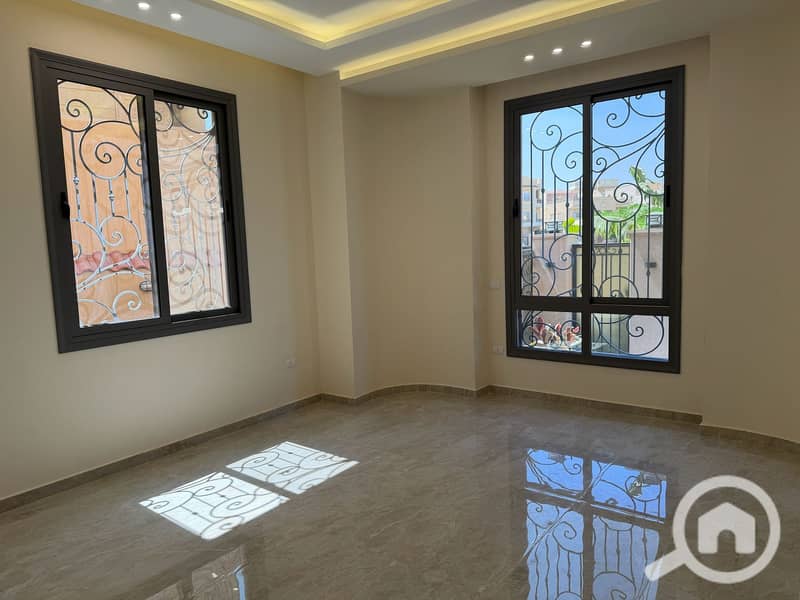 Apartment for rent in East Akademiya, ground floor with a garden and private entrance. - Bild 2