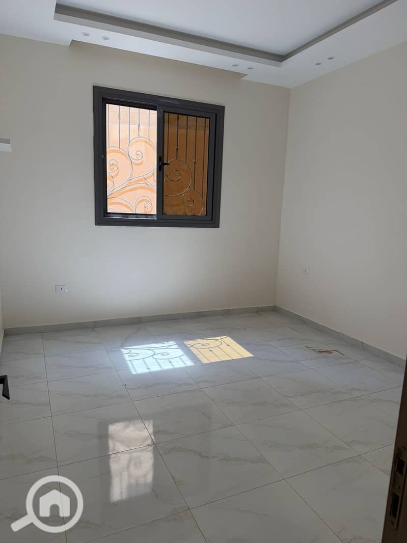 Apartment for rent in East Akademiya, ground floor with a garden and private entrance. - Bild 6