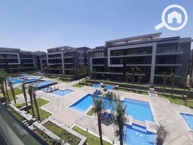 penthouse for Rent in compound patio new Cairo view pool – pohled 5