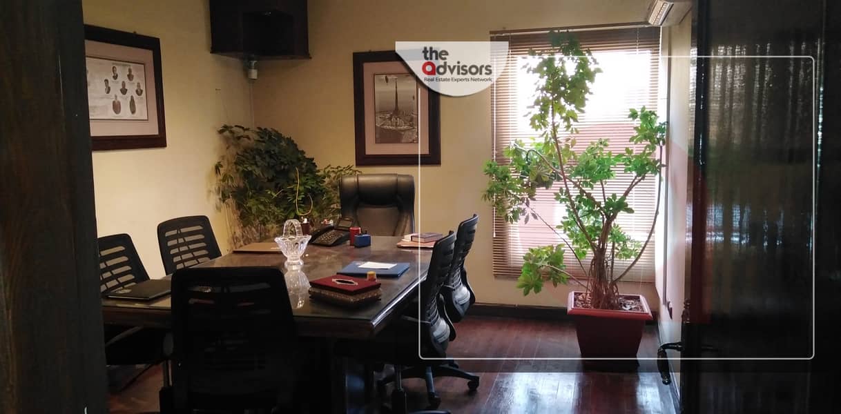 Office with 5 rooms for rent - Main 14 May Street - In front of the club - Vista 2