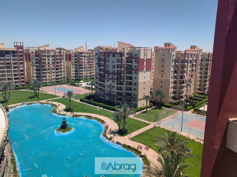Own a chalet in a prime location in front of Marina 4, immediate delivery with the lowest down payment and the longest payment period with a distinguished view. - Mehr