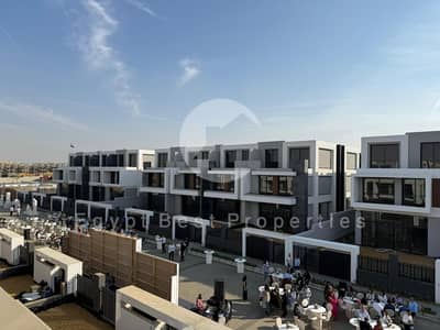 4 Bedroom Townhouse for Sale in New Cairo, Cairo - WhatsApp Image 2026-05-08 at 10.31. 23 PM3. jpeg 4 Bedroom Townhouse for Sale in New Cairo, Cairo - WhatsApp Image 2026-05-08 at 10.31. 23 PM3. jpeg