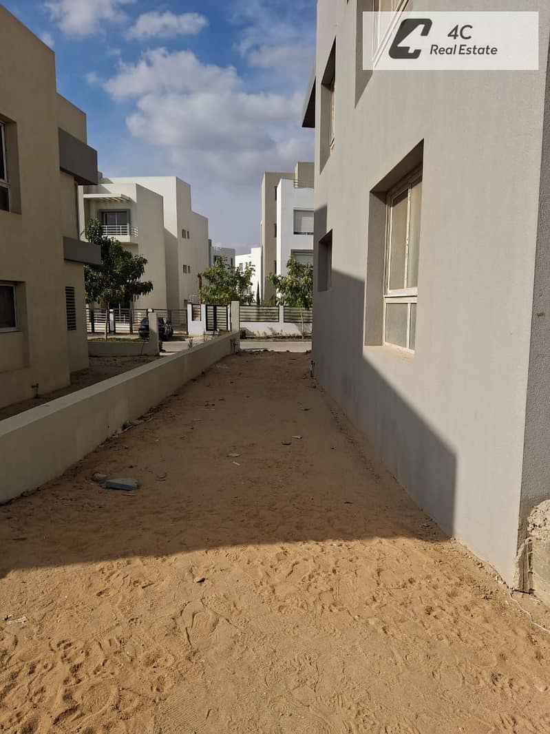5 WhatsApp Image 2024-11-12 at 4.40. 21 PM (1). jpeg