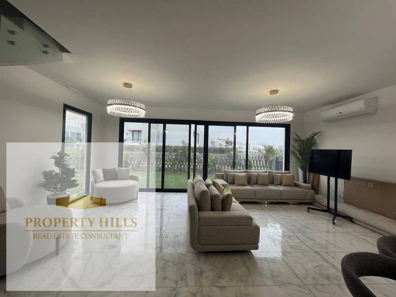 Ultra Super Lux Finished Townhouse at a Great Price in Saada Compound – New Cairo A unique opportunity to own a ready-to-move townhouse in one of New - Görünüm 2