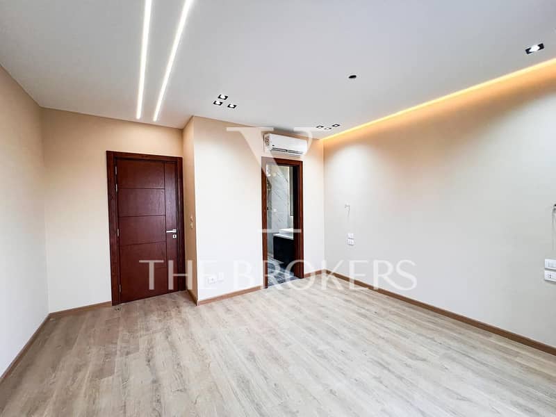 A stunning opportunity to own a brand-new apartment in one of Sheikh Zayed's most prestigious communities - Widok 5
