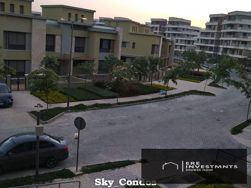6 Sky-Condos_92. jpg