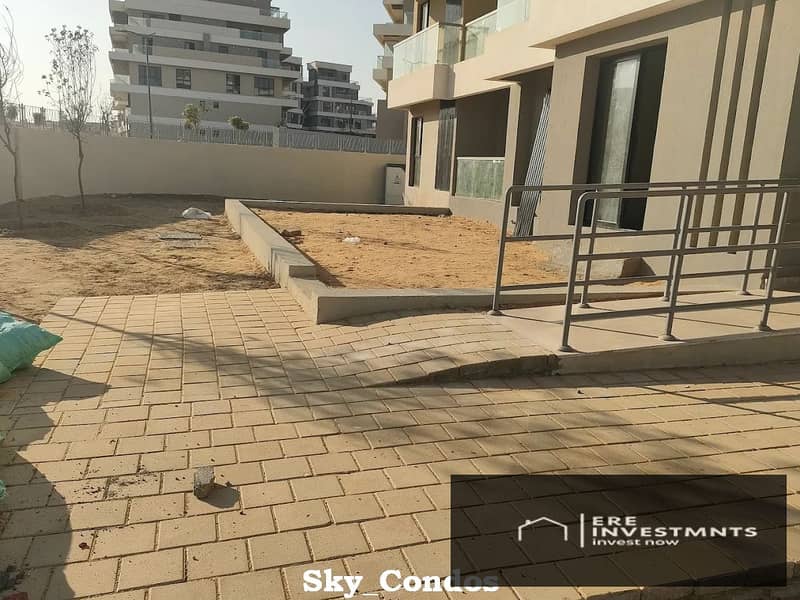 8 Sky-Condos_94. jpg