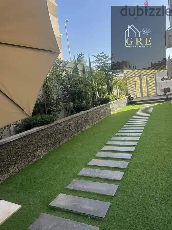A golden opportunity to sell a 380m duplex with furniture and appliances, a private garden, an independent entrance, a sea view, and a prime location in the 9th District, Sheikh Zayed, with spacious areas. - Ansicht 3