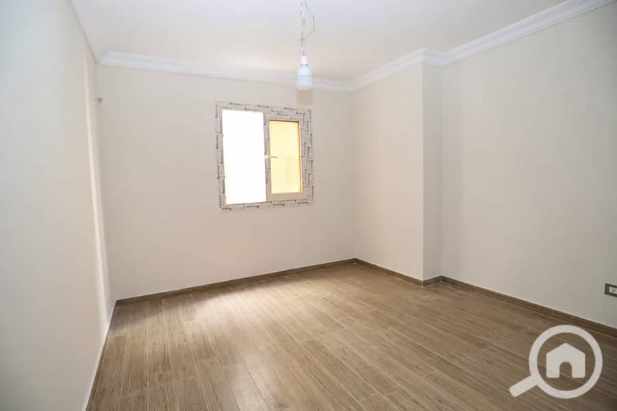 Residential apartment for rent 155m / Smouha Valory Compound Smouha Transport and Engineering Street first occupancy with views of the plaza - Mehr