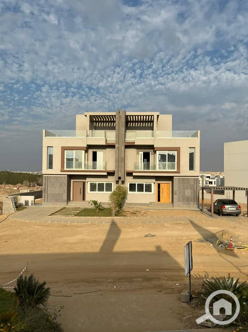 Twin house in dunes for sale minutes from Beverly Hills Sodic and Sphinx Airport - Widok 2