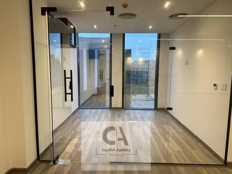 fully finished administrative office for sale with air conditioning _in EDNC SODIC, near Hyde Park and Mivida, Fifth Settlement - Mehr