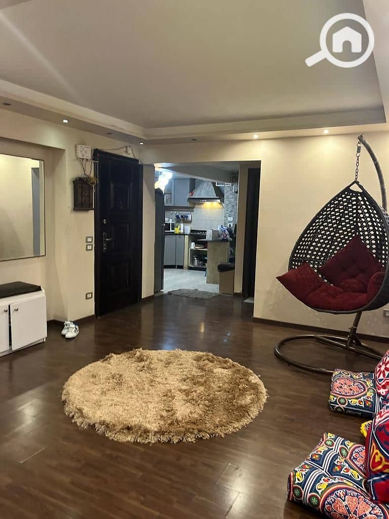 A 200 sqm apartment finished to a super-luxury standard, featuring a stunning north-facing frontage with exceptional natural light and ventilation. - Widok 2
