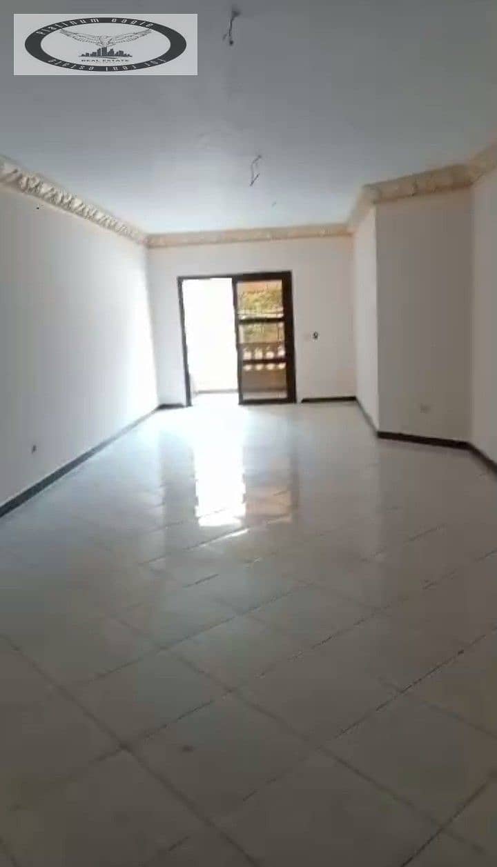 Apartment for rent in Al-Yasmin, near Sadat Axis. Super Lux finishing. - Bild 2
