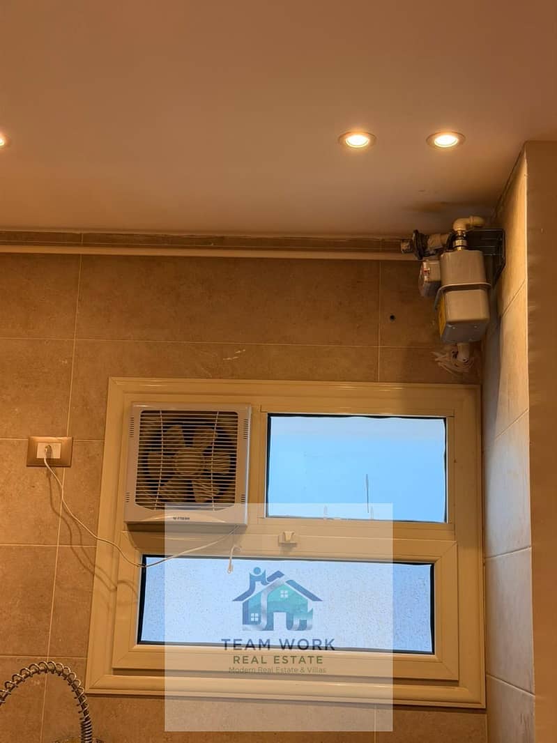 Furnished apartment for rent in Sheikh Zayed, Zayed Heights Compound, first occupancy, air-conditioned, at a very bargain price. - Więcej