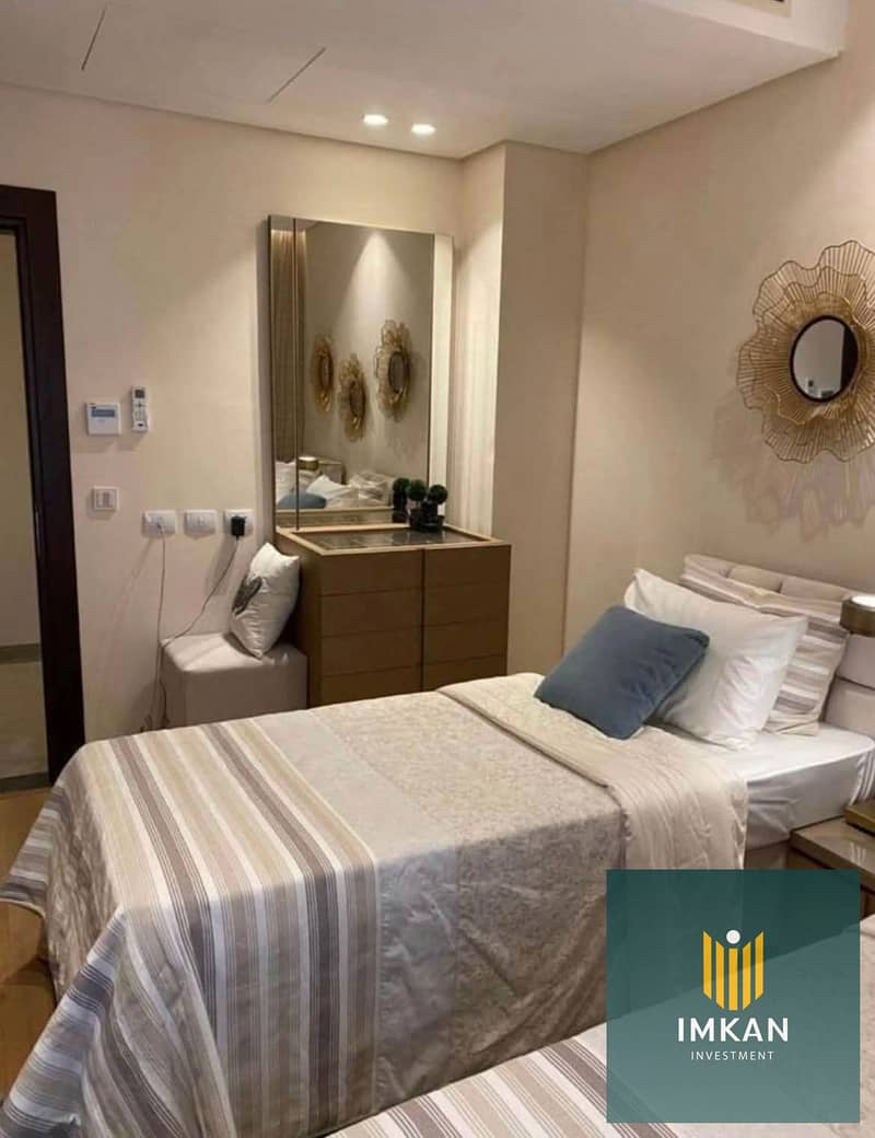For immediate occupancy in Fifth Settlement, a 3-bedroom apartment for sale in Al Patio Oro Compound with a down payment of 1 million and ultra-super- - Widok 4