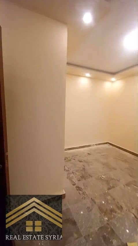 Apartment for rent, ultra-super-lux finish, fourth district, three rooms and a bathroom for a final bargain price of 10,000. - Ansicht 6