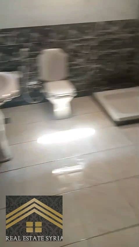10 1000504136. jpg