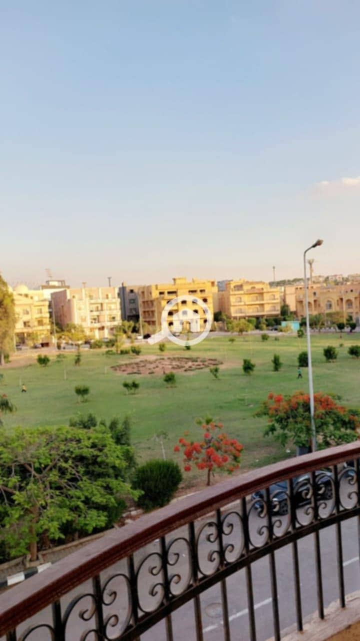 9 1000086800. jpg