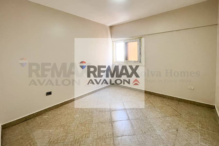 Sea View Apartment for Rent in (Mostafa Kamel – Officers Buildings) - Aanzicht 5