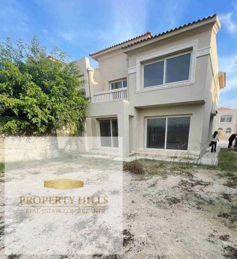 Villa for sale in alexandria infront of mall city centre almaza with elevator in alex west ready to deliver and Ready for Viewing with best discount | 289m² + Private Parking  Details:  Unit Type: twinhouse  Built-up Area: 289m²  Private parking space  R - Widok 5