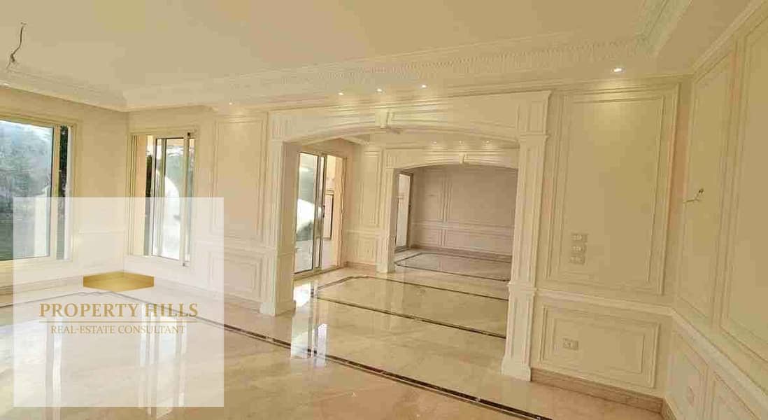 Villa for sale in alexandria infront of mall city centre almaza with elevator in alex west ready to deliver and Ready for Viewing with best discount | 289m² + Private Parking  Details:  Unit Type: twinhouse  Built-up Area: 289m²  Private parking space  R - Więcej