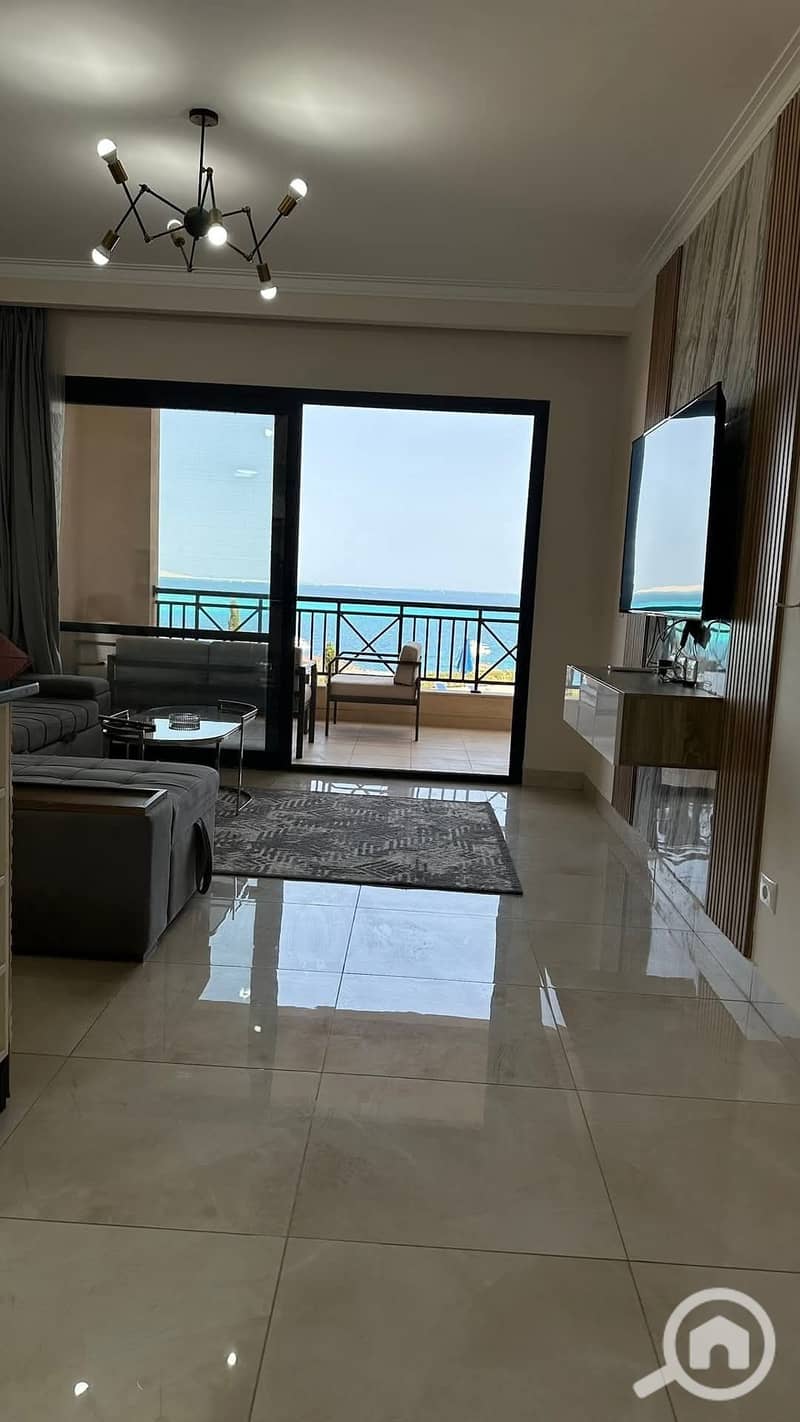 A stunning view and sea as far as the eye can see: Studio/apartment (one room and living room) for daily rent at The View - Widok 3
