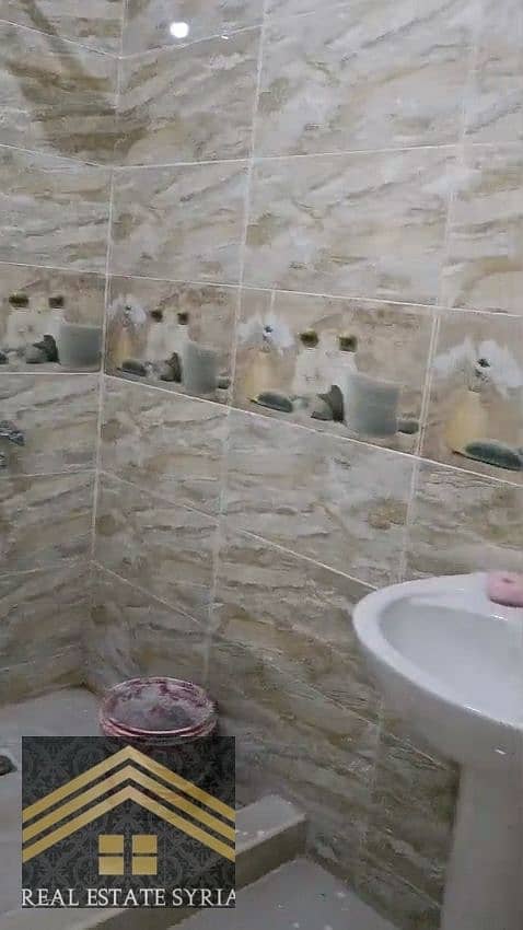 8 1000504409. jpg