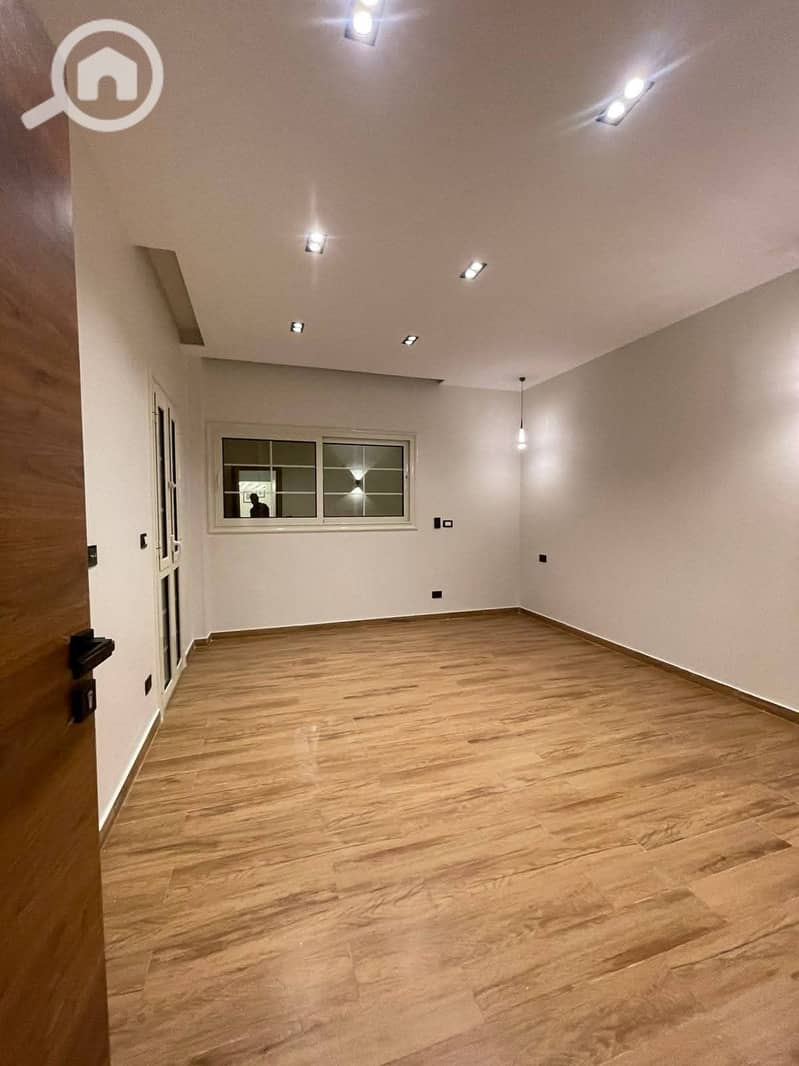 Apartment 180m² for sale on Al-Hegaz Main Street, Heliopolis | 3 rooms including a master | Super Lux finishing – pohled 6