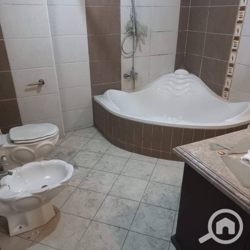 New rental housing law near Sheraton Hotel for luxurious and distinguished residence - Mehr